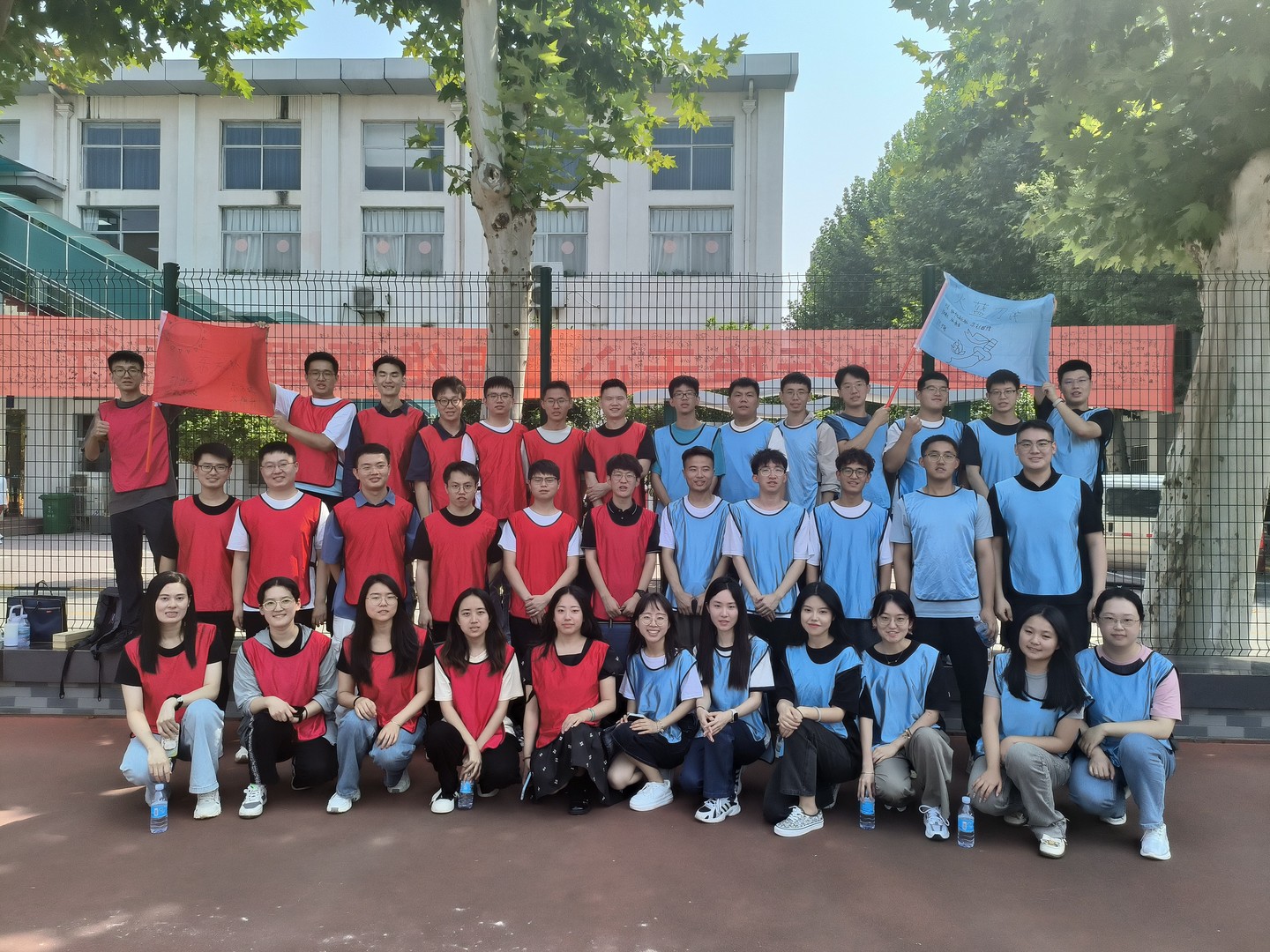 互联网系-新员工入职培训照片01.jpg 互联网系-新员工入职培训照片01.jpg